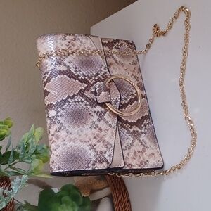 Urban Expressions Ella Crossbody/Clutch Bag